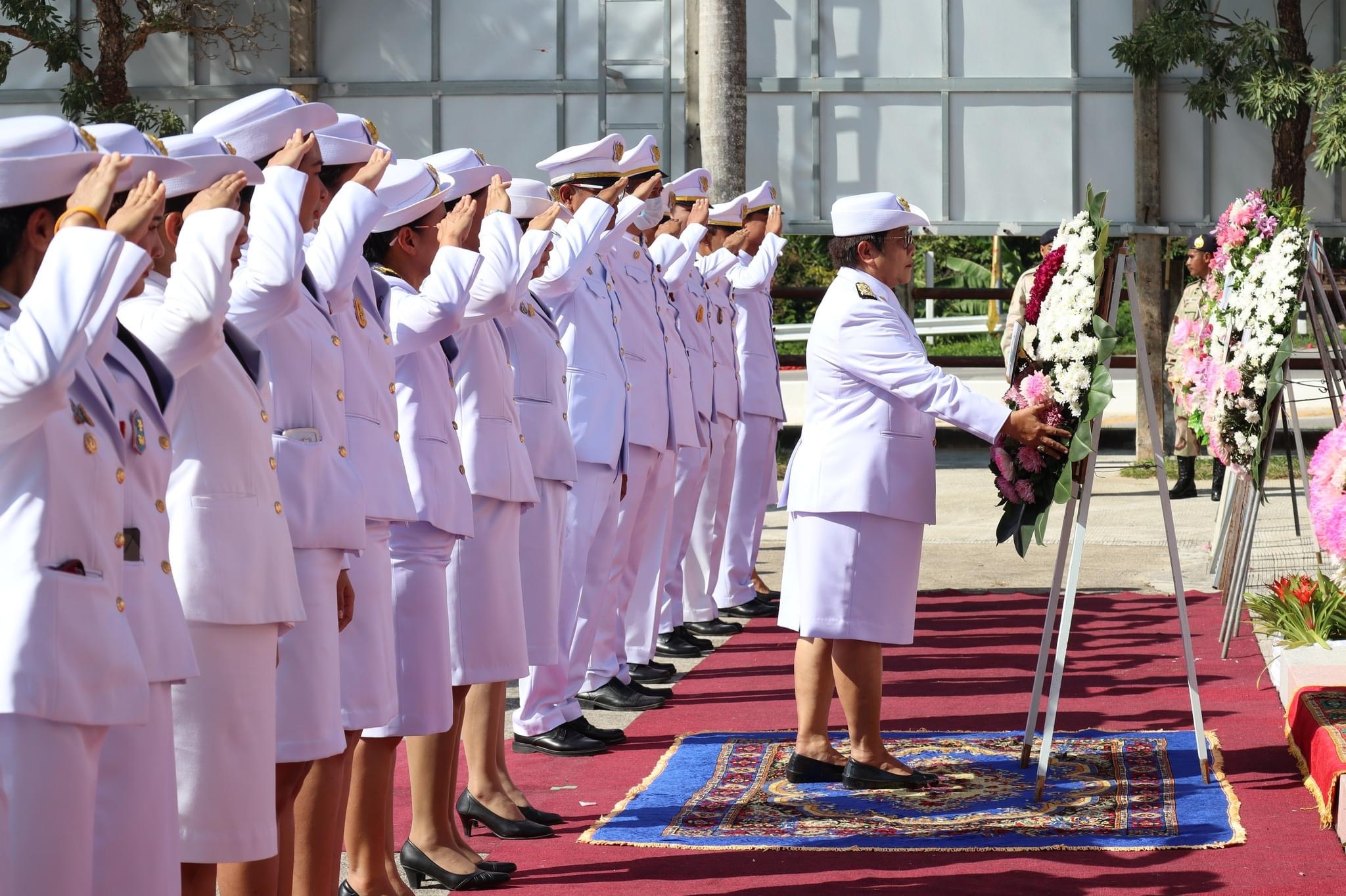 พิธีวางพวงมาลาเพื่อน้อมรำลึกในพระมหากรุณาธิคุณเนื่องในวันคล้ายวันสวรรคต #พระบาทสมเด็จพระจุลจอมเกล้าเจ้าอยู่หัว