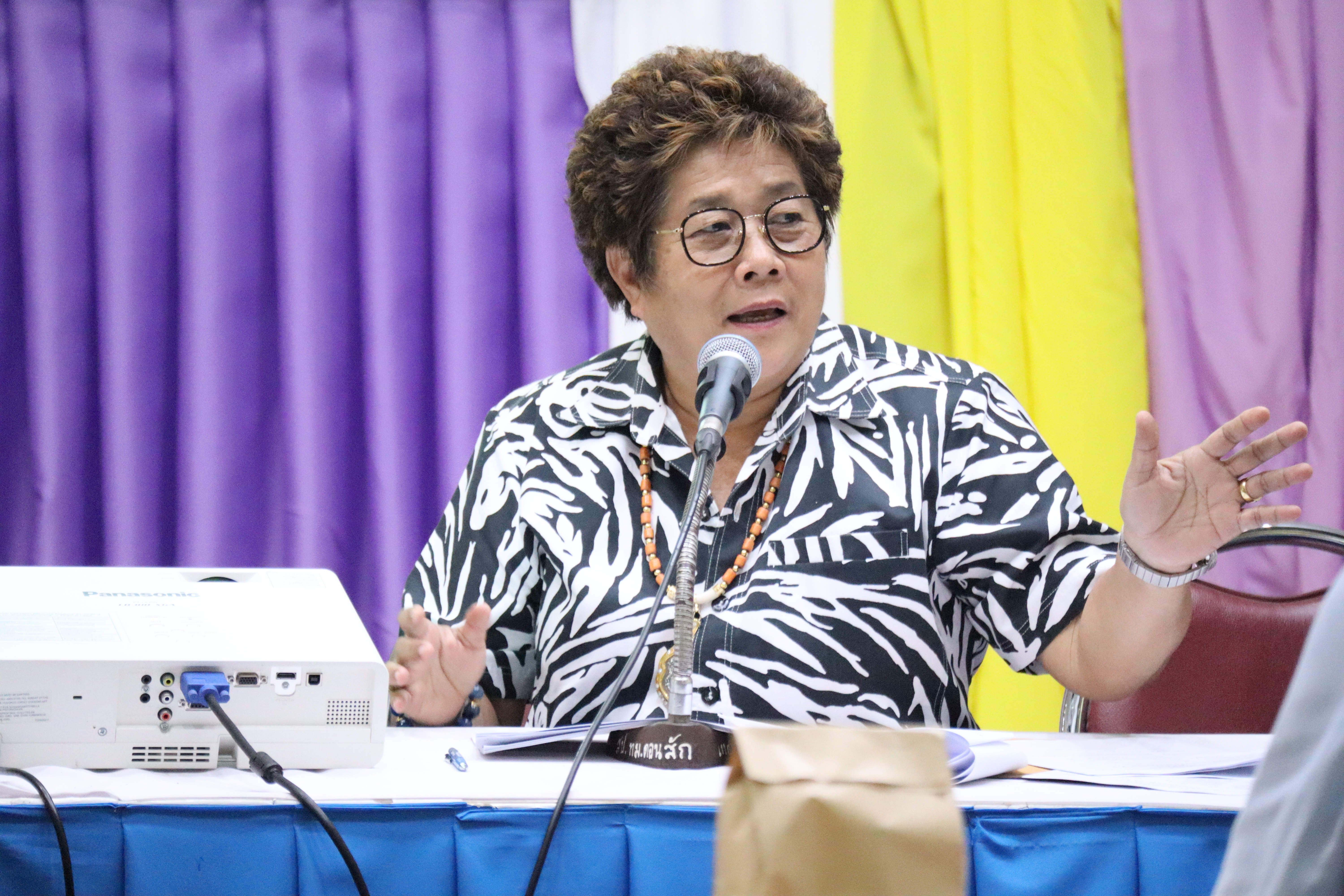 ประชุมประชาคมท้องถิ่นระดับเมืองเพื่อพิจารณาร่างแผนพัฒนาท้องถิ่น
