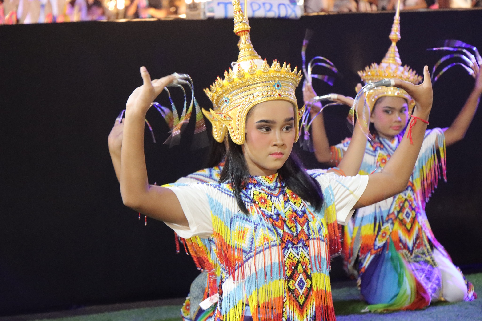 เทศบาลเมืองดอนสัก จัดงานลอยกระทงยิ่งใหญ่ ประชาชนร่วมงานคึกคัก ณ ท่าเรือข้ามฟากแยกโรงเป็ด