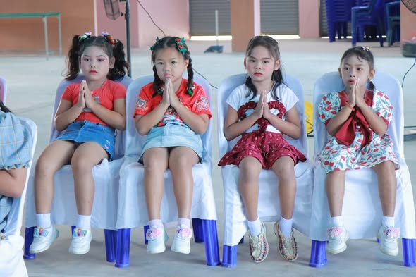 นายกเทศมนตรีเมืองดอนสัก ร่วมกิจกรรมสวัสดีปีใหม่ โรงเรียนเทศบาลเมืองดอนสัก 1 (วัดท้องอ่าว)