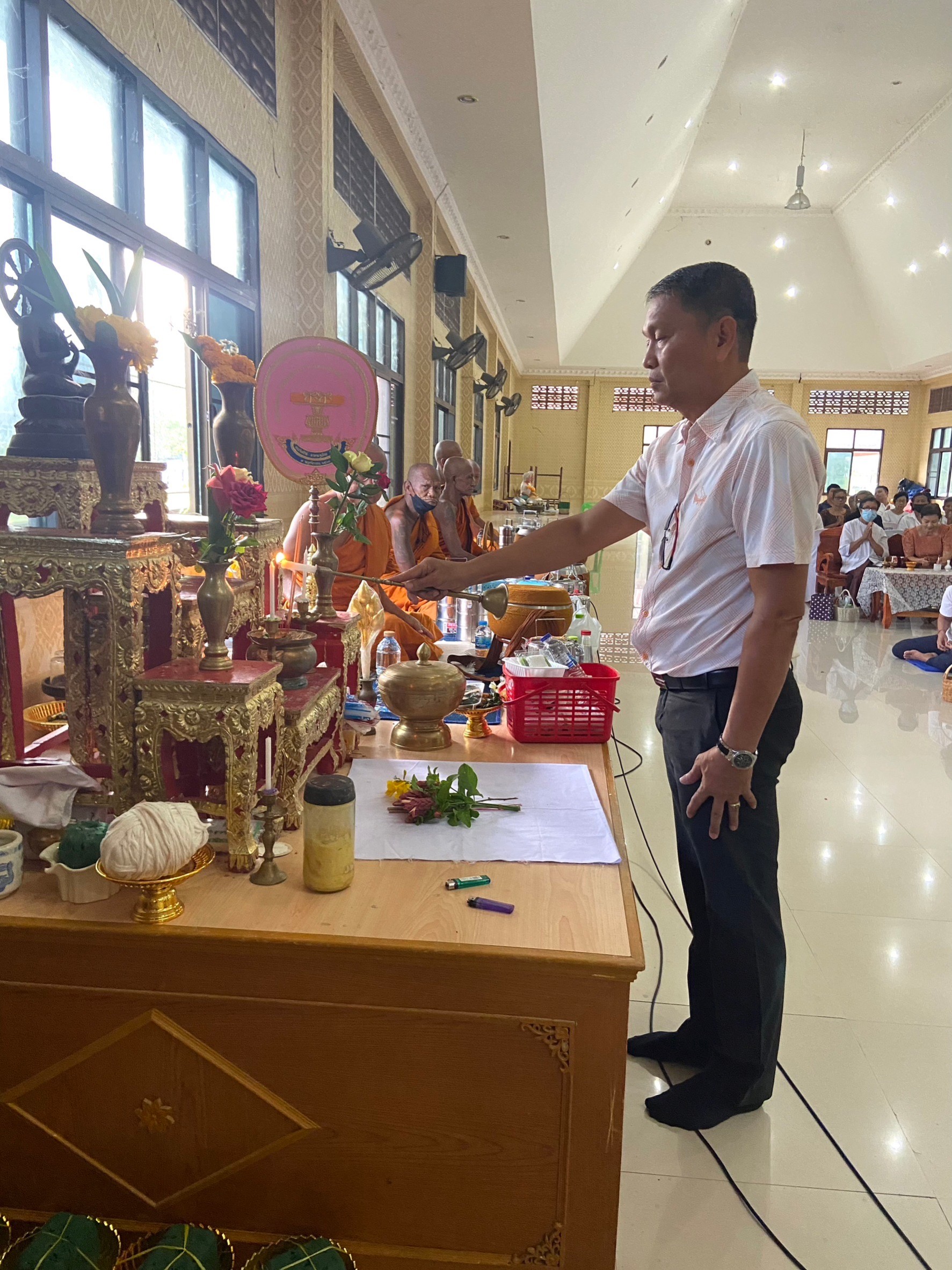 หิ้วปิ่นโตเข้าวัดวันพระใหญ่" ณ วัดวิสุทธิชลาราม (บางน้ำจืด)