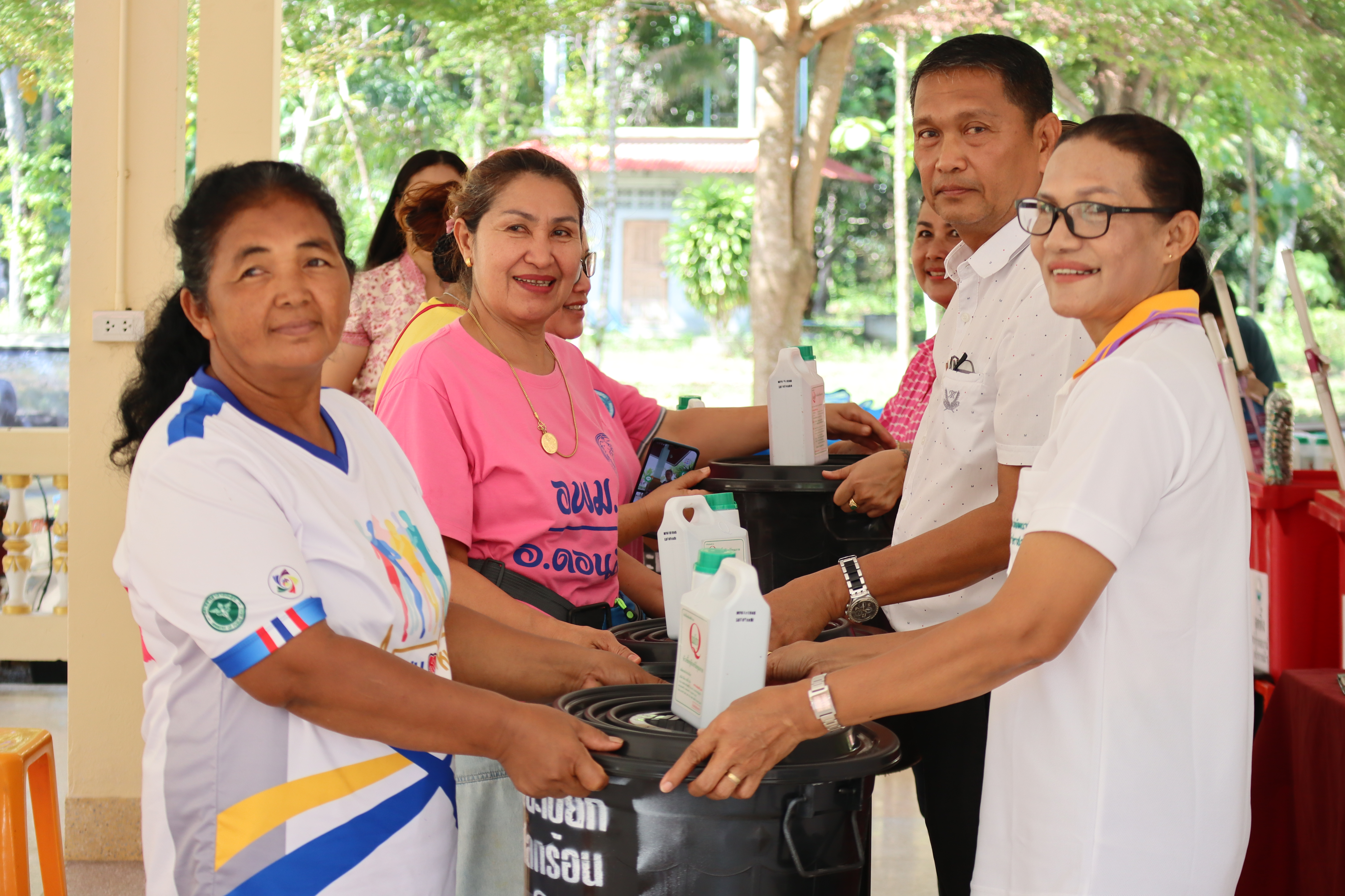 โครงการส่งเสริมระบบสุขาภิบาลชุมชน เพื่อคนบางน้ำจืด